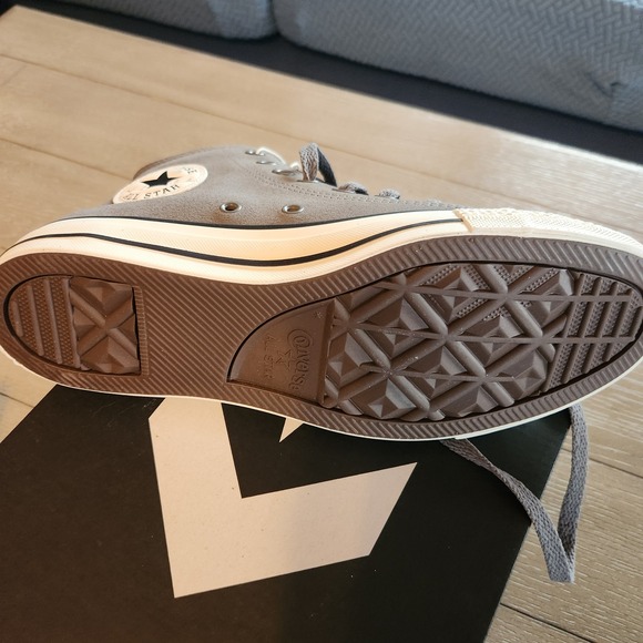 Converse Chuck Taylor All Star High Top Leather Sneaker Sharkskin A11228C NIB - Picture 6 of 10